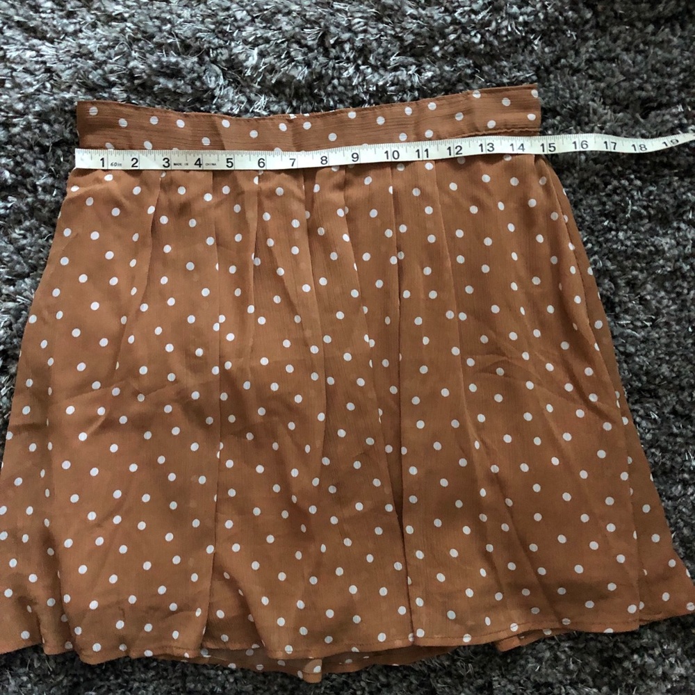 Old Navy polka dot skirt